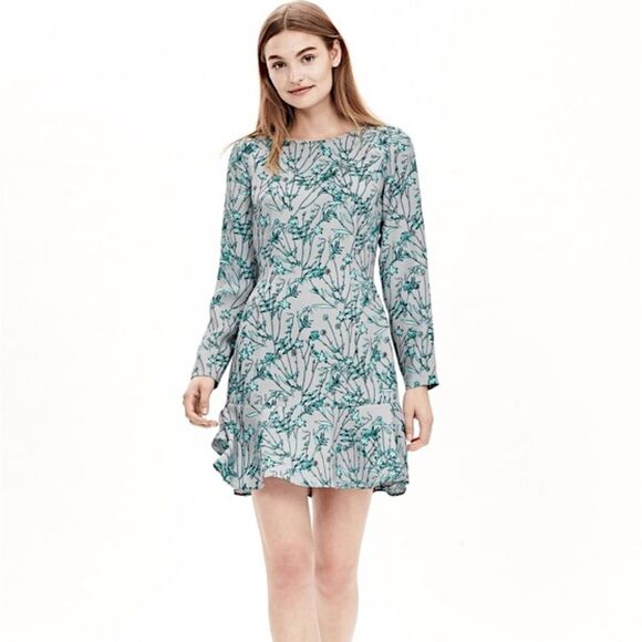 Banana Republic Dresses & Skirts - Banana Republic Floral Long Sleeve Drop Waist Dress Gray Turquoise
